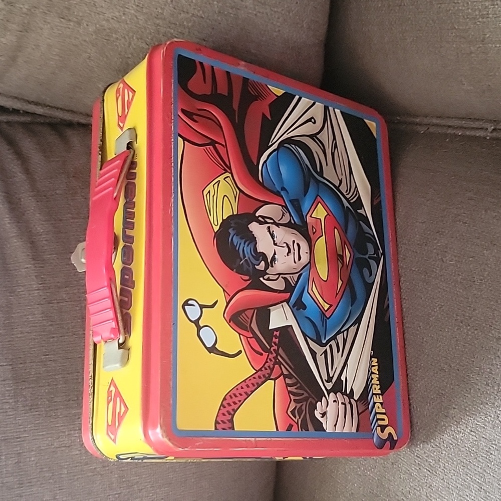 Superman Tin Lunch box collectible item
